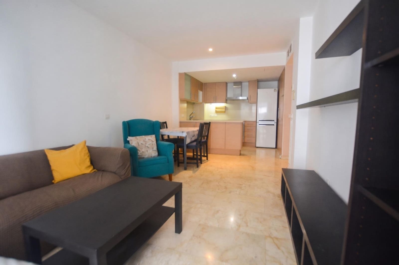 2 slaapkamer Flat te koop in Ciutadella de Menorca met zwembad garage - € 340.000 (Ref: 10185056)