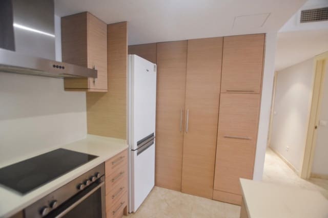 2 slaapkamer Flat te koop in Ciutadella, Ciutadella de Menorca met zwembad garage - € 340.000 (Ref: 10185056)