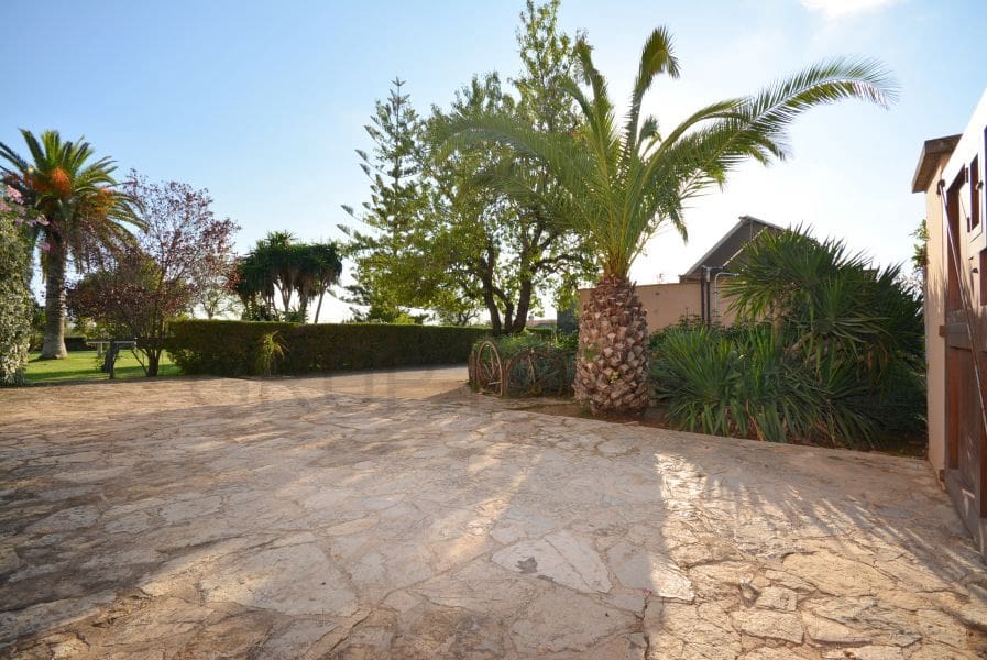 6 bedroom Finca/Country House for sale in Marratxi with pool garage - € 2,300,000 (Ref: 3209659)