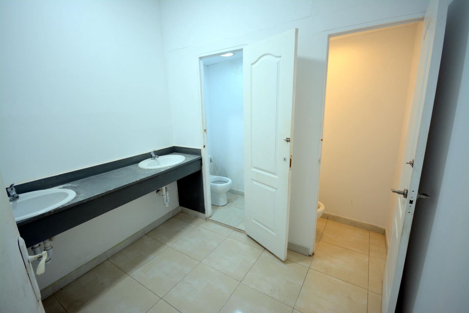 Commercial for sale in Palma de Mallorca - € 420,000 (Ref: 7269364)