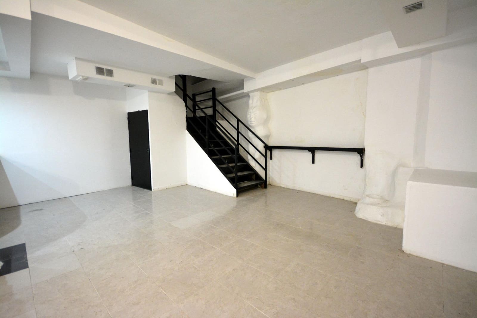 Commercial for sale in Palma de Mallorca - € 420,000 (Ref: 7269364)