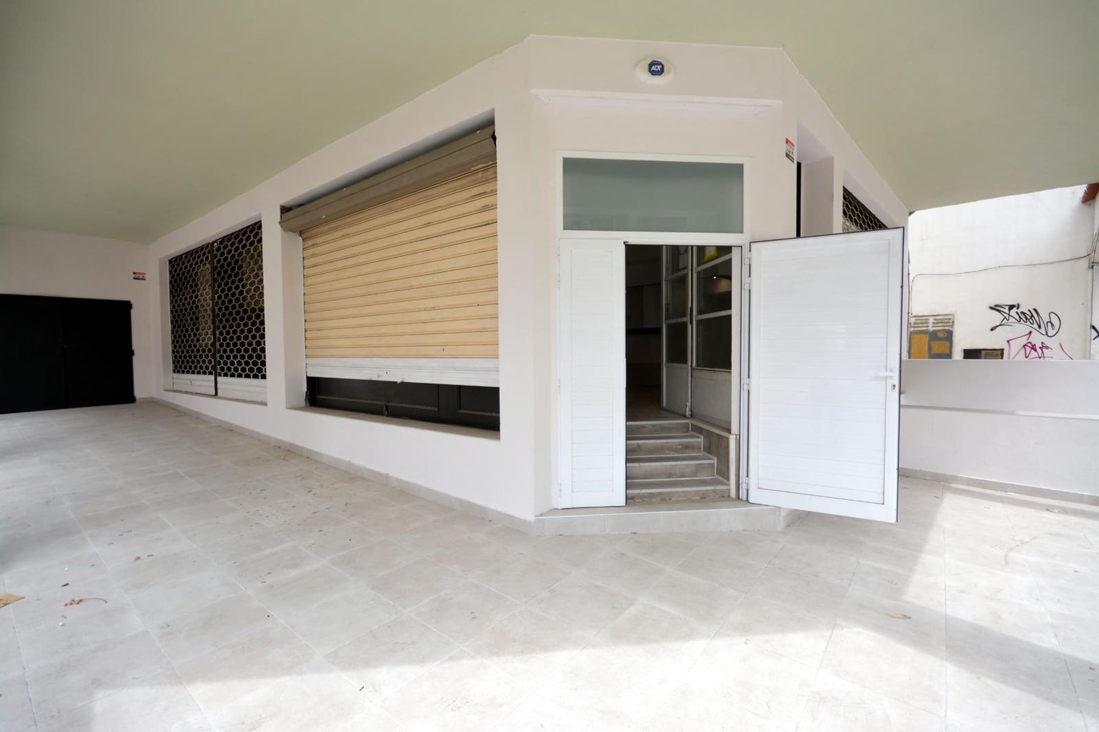 Commercial for sale in Palma de Mallorca - € 420,000 (Ref: 7269364)