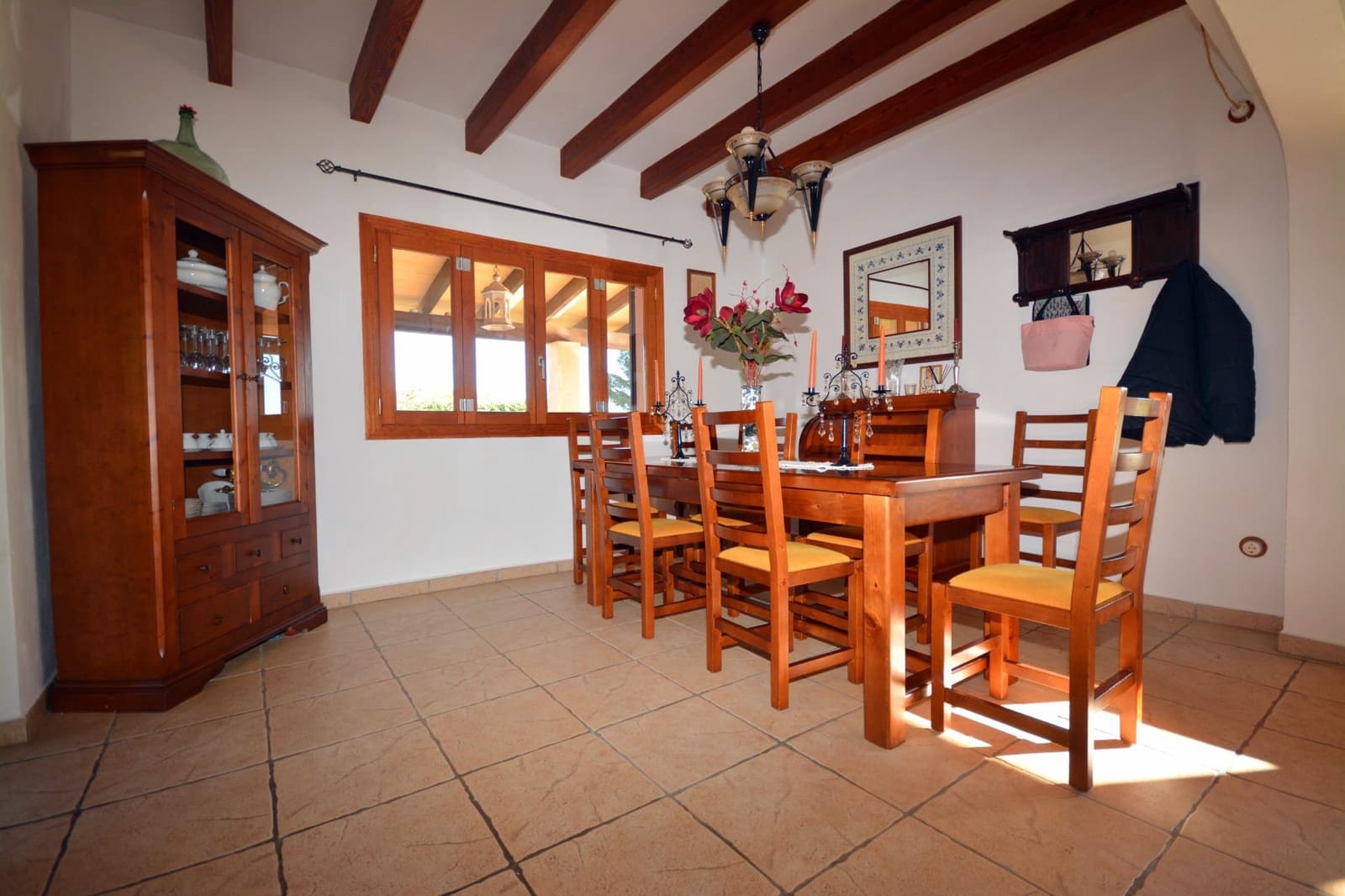 4 sypialnia Finka/Dom wiejski na sprzedaż w Llucmajor z basenem - 1 300 000 € (Ref: 7468011)