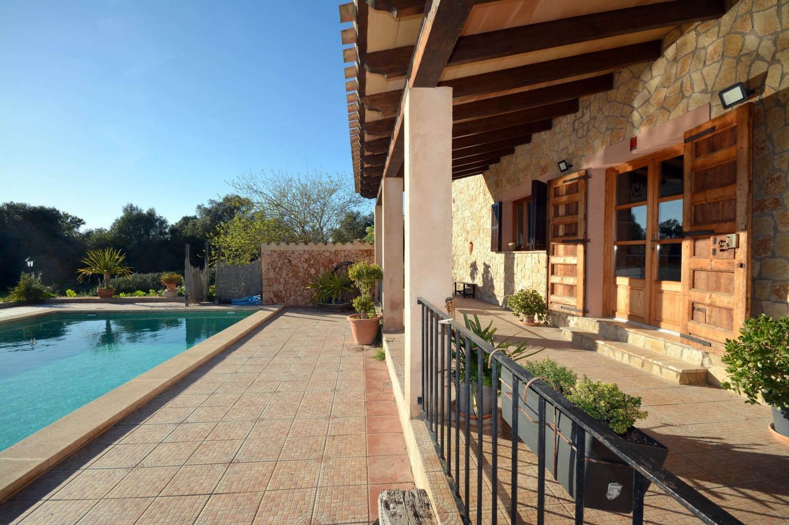 4 sypialnia Finka/Dom wiejski na sprzedaż w Llucmajor z basenem - 1 300 000 € (Ref: 7468011)