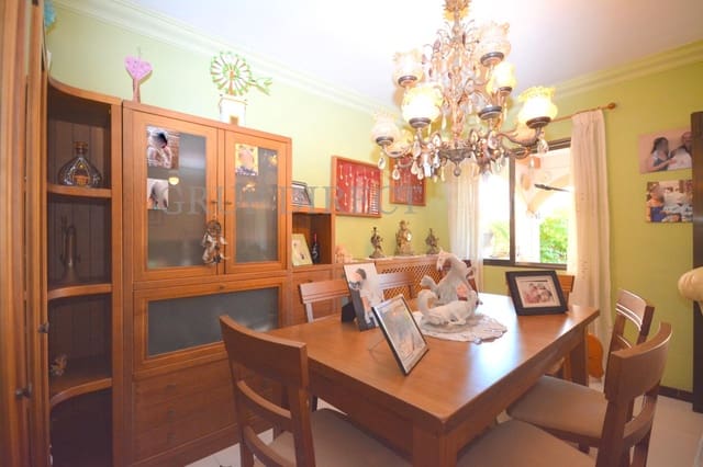 6 bedroom Villa for sale in Son Espanyolet, Palma de Mallorca - € 1,800,000 (Ref: 7737544)