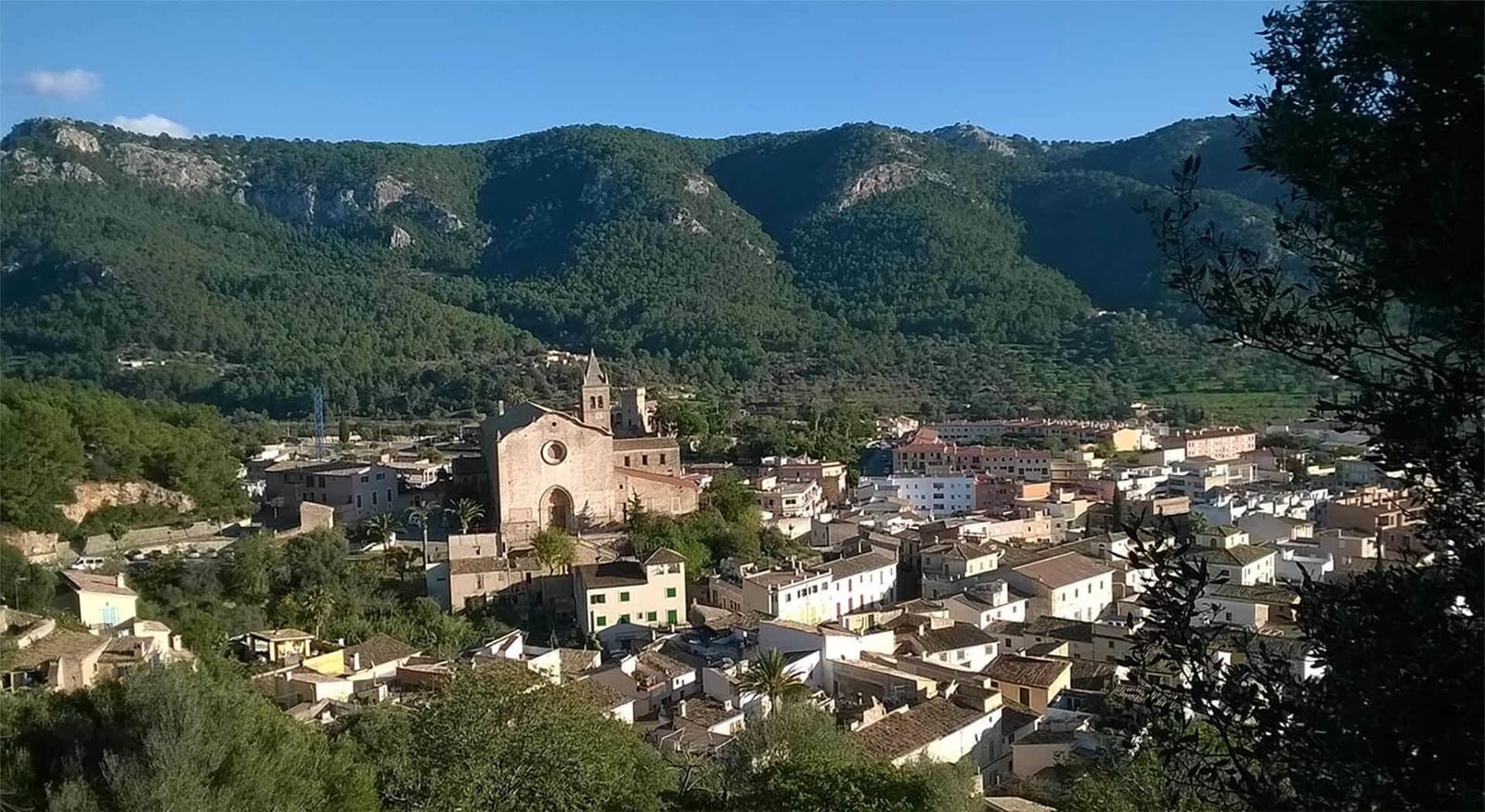 4 bedroom Townhouse for sale in Andratx - € 629,000 (Ref: 8407430)