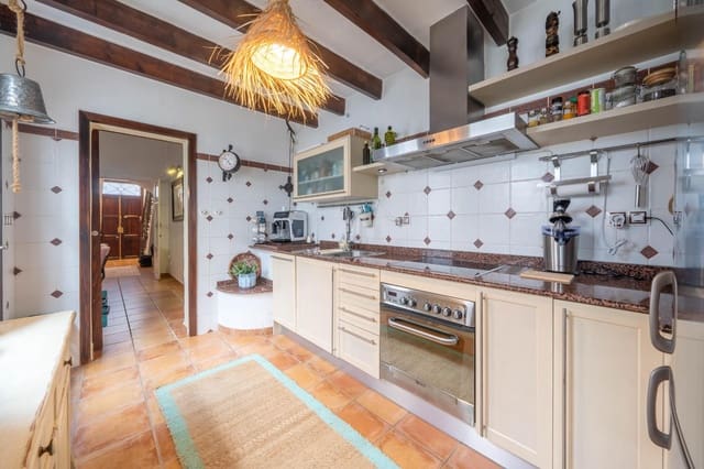 4 bedroom Townhouse for sale in Andratx - € 629,000 (Ref: 8407430)