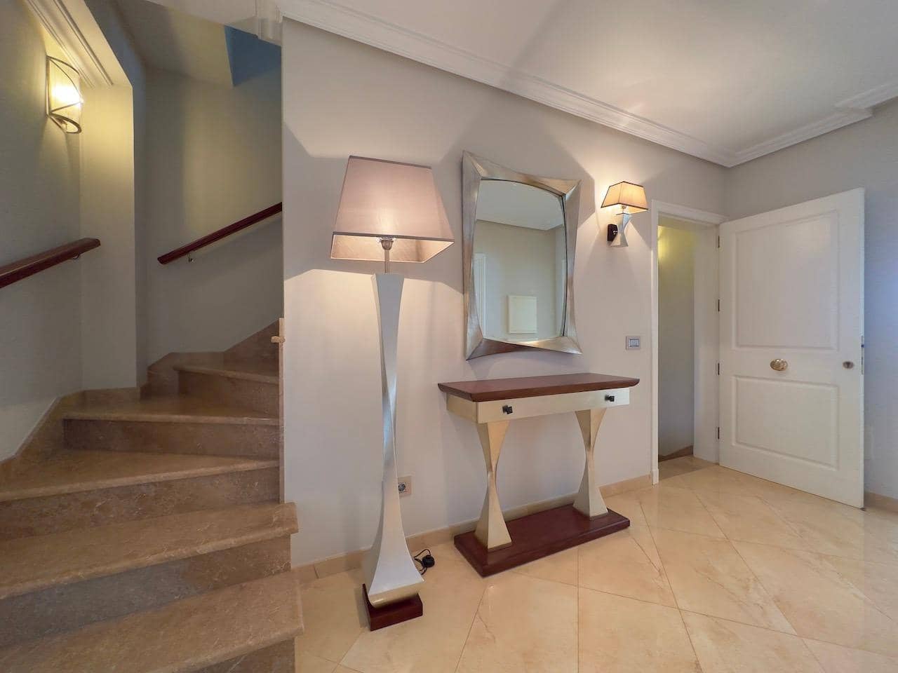 5 quarto Casa em Banda para venda em Ciutadella de Menorca com garagem - 730 000 € (Ref: 8426336)