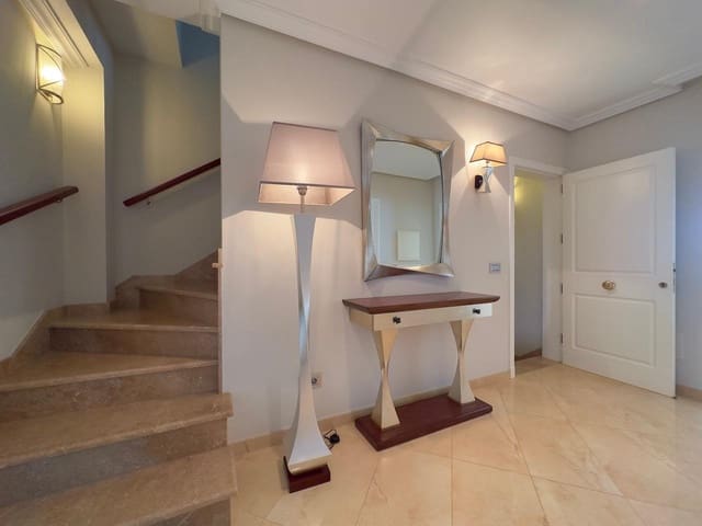 5 quarto Casa em Banda para venda em Ciutadella de Menorca com garagem - 730 000 € (Ref: 8426336)