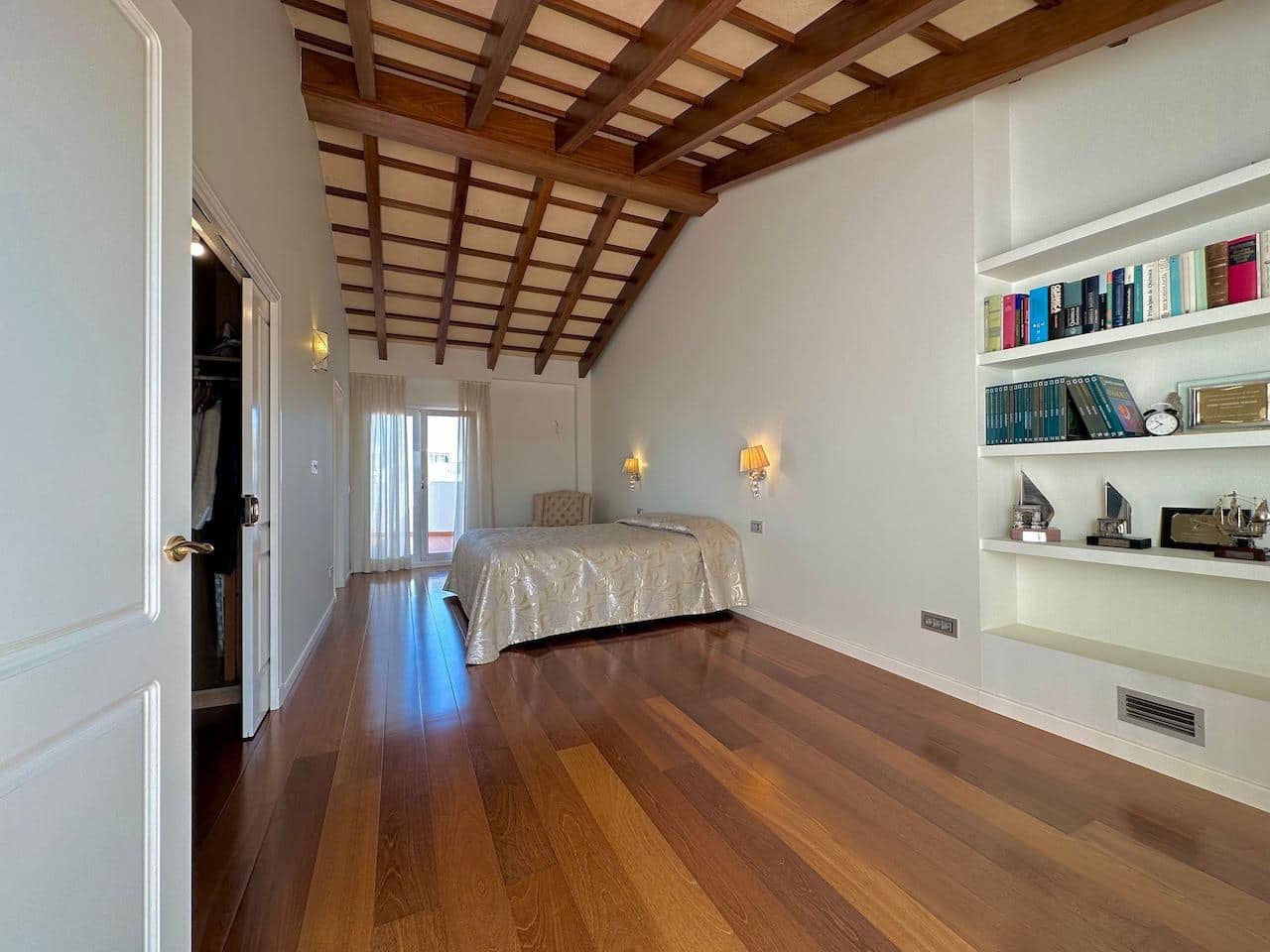 5 quarto Casa em Banda para venda em Ciutadella de Menorca com garagem - 730 000 € (Ref: 8426336)