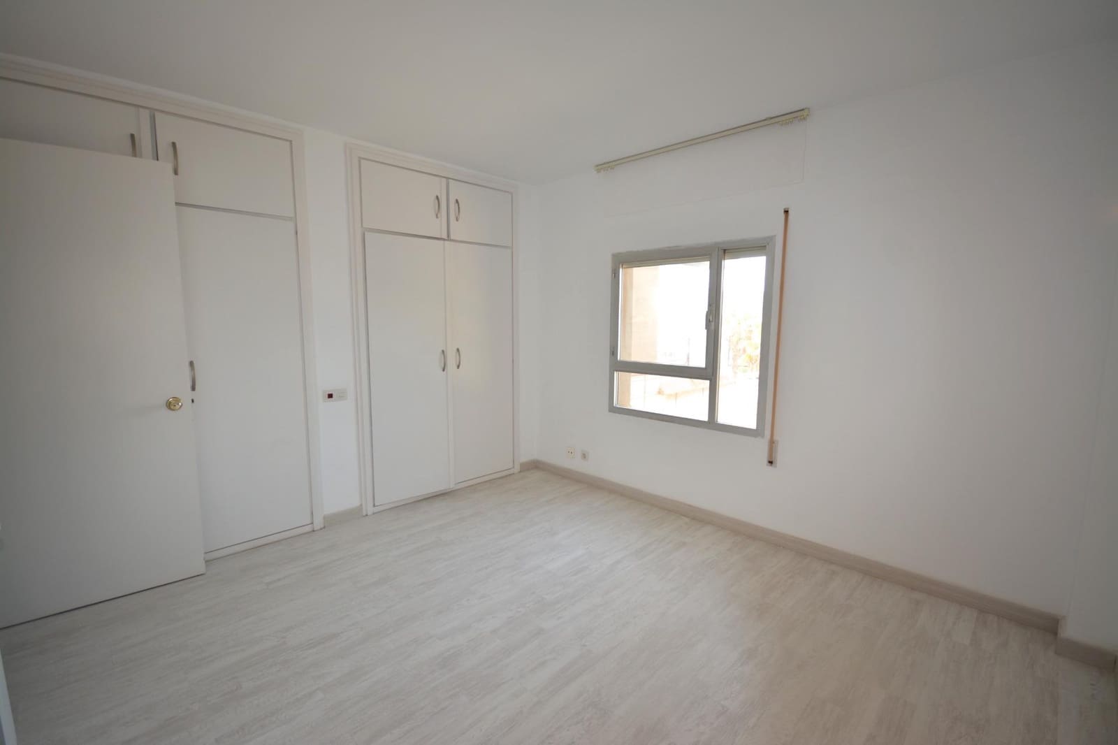 4 soveværelse Lejlighed til salg i Es Molinar / El Molinar med garage - € 1.591.000 (Ref: 8493924)