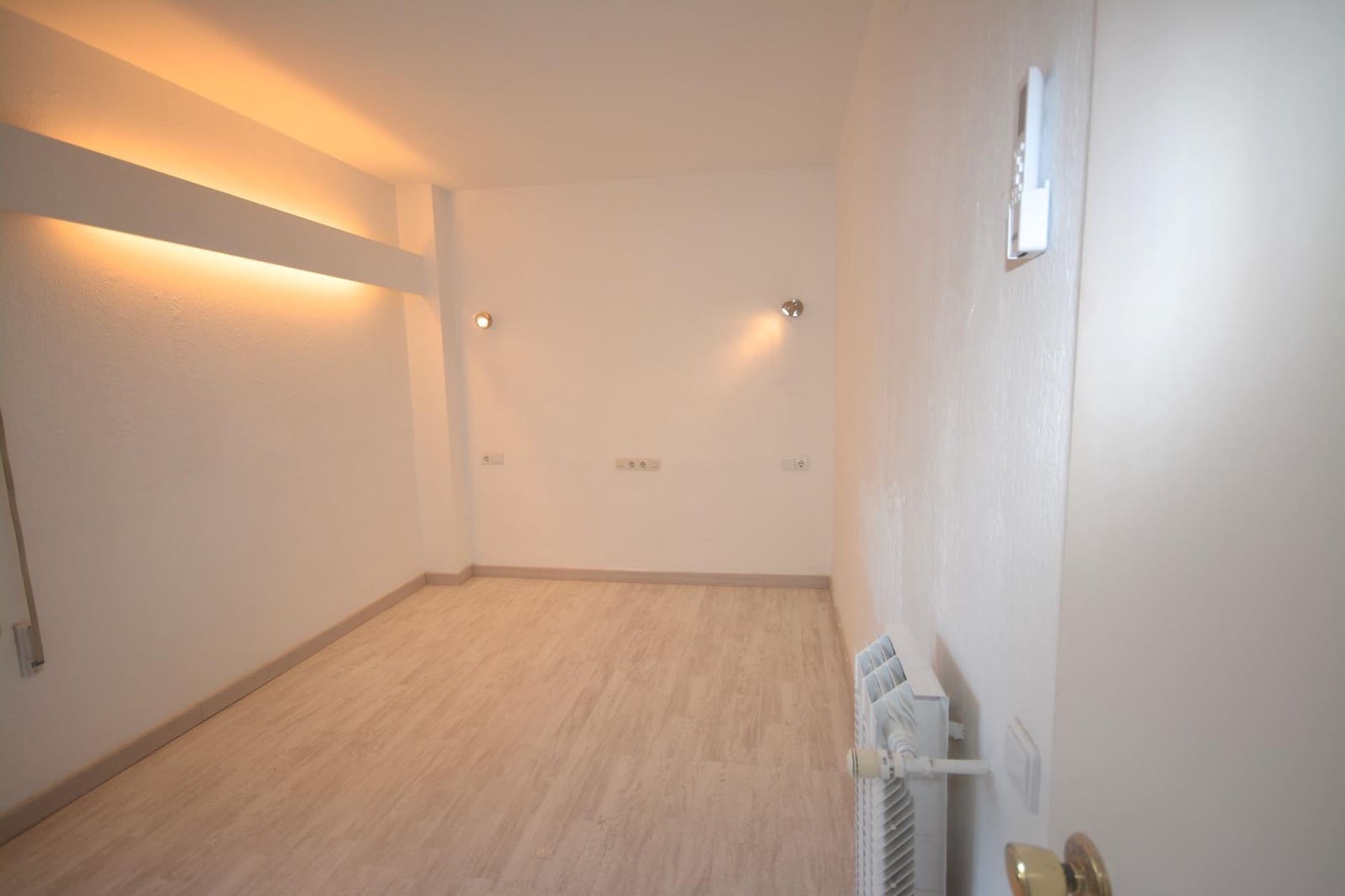 4 soveværelse Lejlighed til salg i Es Molinar / El Molinar med garage - € 1.591.000 (Ref: 8493924)