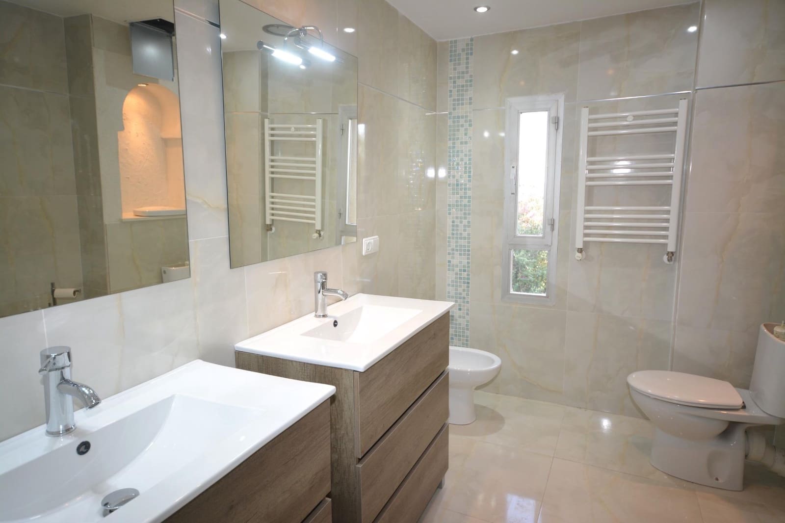 4 soveværelse Lejlighed til salg i Es Molinar / El Molinar med garage - € 1.591.000 (Ref: 8493924)