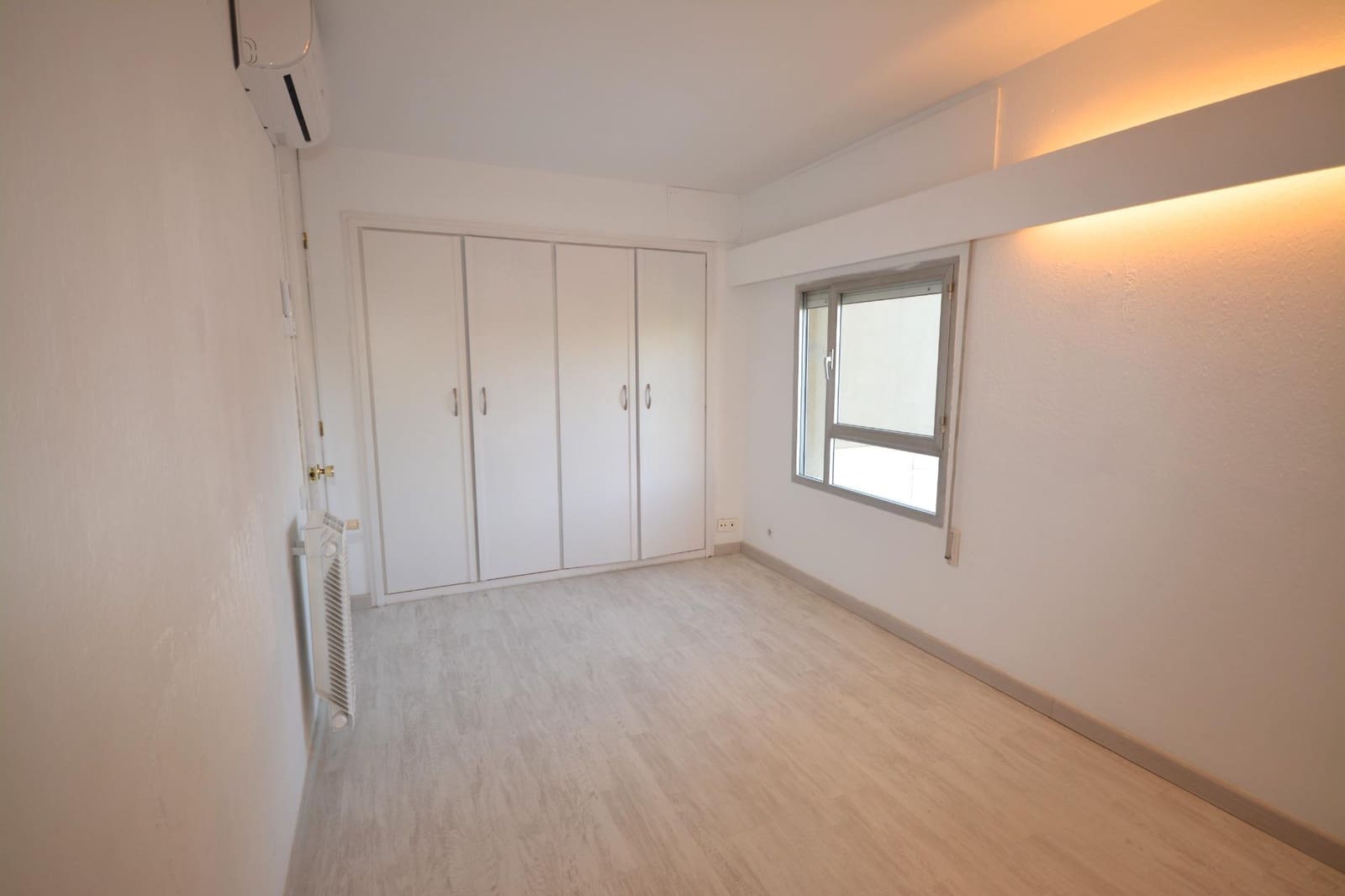 4 soveværelse Lejlighed til salg i Es Molinar / El Molinar med garage - € 1.591.000 (Ref: 8493924)