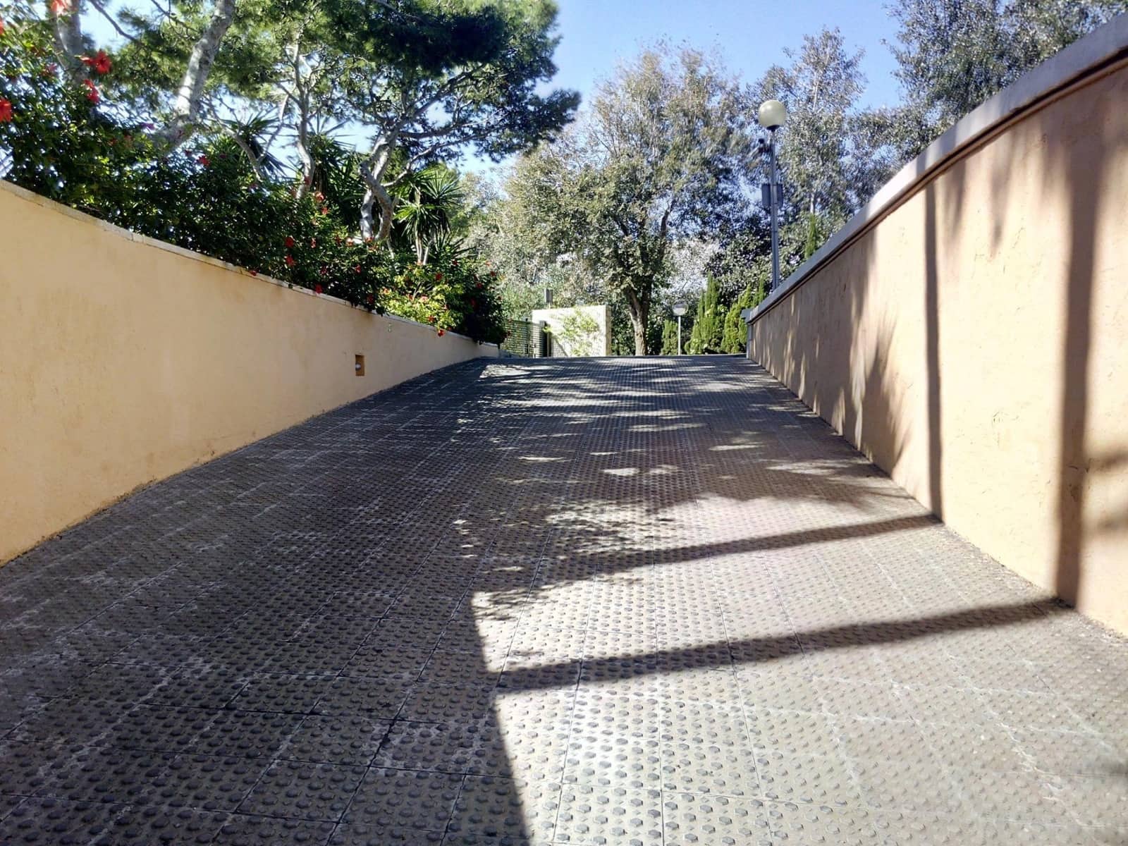 4 soveværelse Lejlighed til salg i Es Molinar / El Molinar med garage - € 1.591.000 (Ref: 8493924)