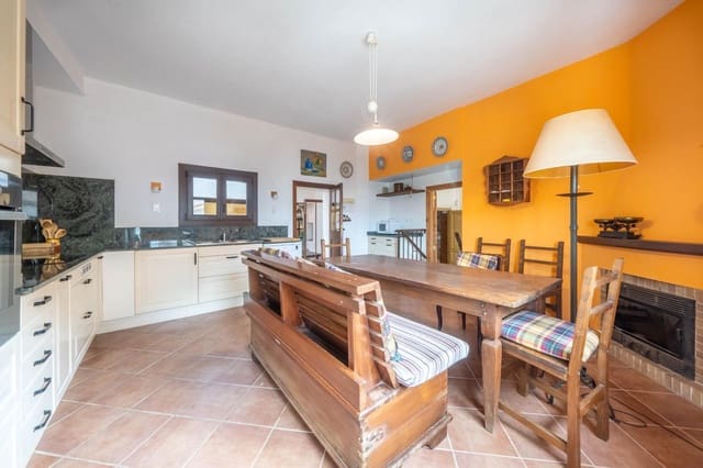 6 soverom Hus til salgs i Capdepera med garasje - € 1 250 000 (Ref: 8666295)