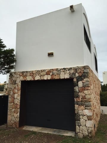 4 soverom Villa til salgs i Cala Blanca, Ciutadella de Menorca med svømmebasseng garasje - € 890 000 (Ref: 8735646)