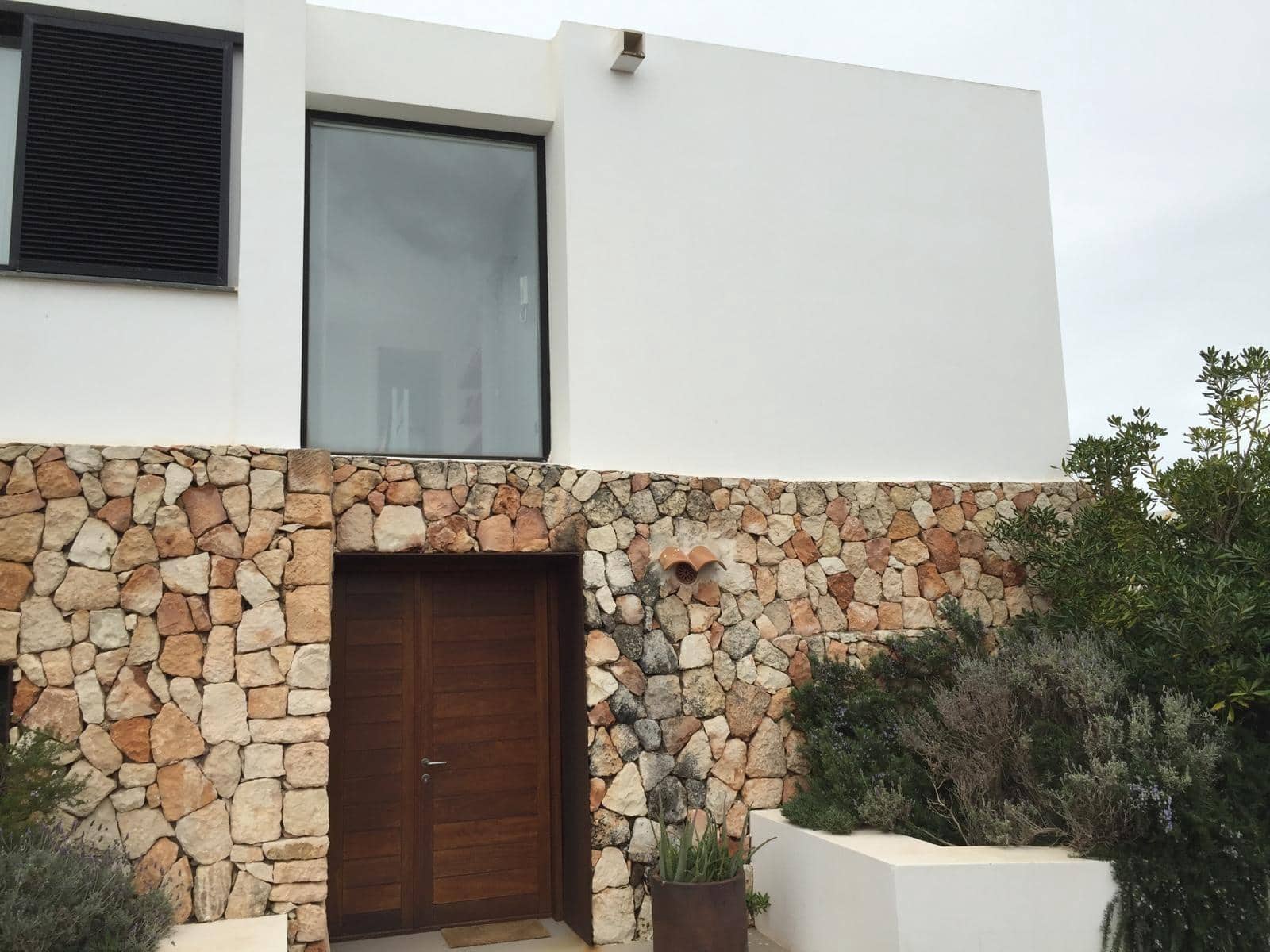 4 soveværelse Villa til salg i Cala Blanca med swimmingpool garage - € 890.000 (Ref: 8735646)