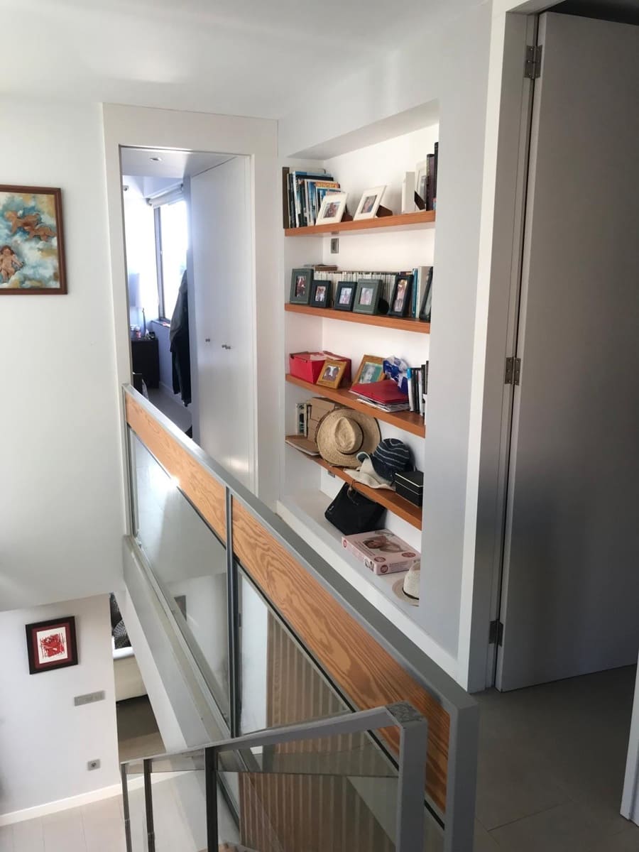 4 soveværelse Villa til salg i Cala Blanca med swimmingpool garage - € 890.000 (Ref: 8735646)