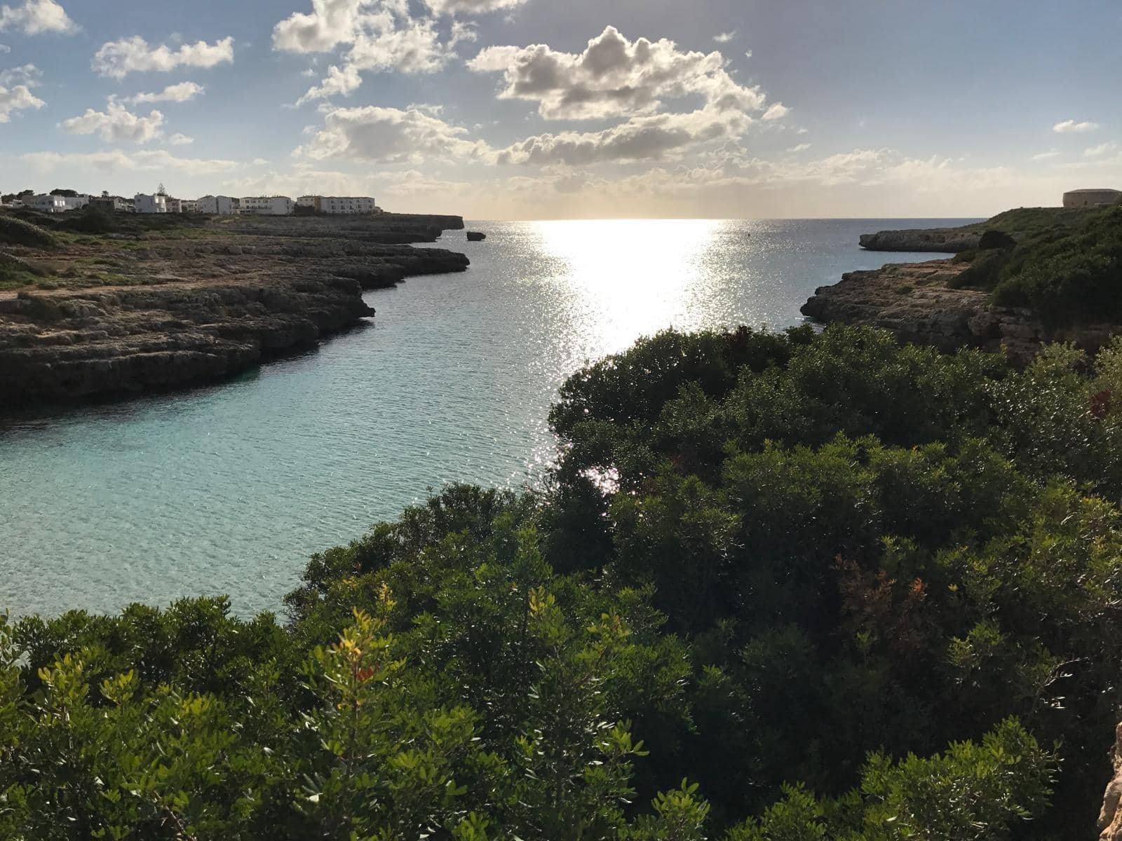 4 soveværelse Villa til salg i Cala Blanca med swimmingpool garage - € 890.000 (Ref: 8735646)