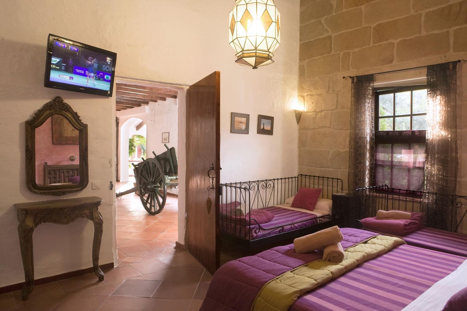 12 soveværelse Finca/Landehus til salg i Mahon / Mao med swimmingpool - € 6.500.000 (Ref: 8881512)