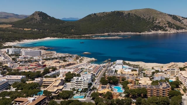 Apartamento de 3 habitaciones en Capdepera en venta con piscina - 750.000 € (Ref: 8948696)