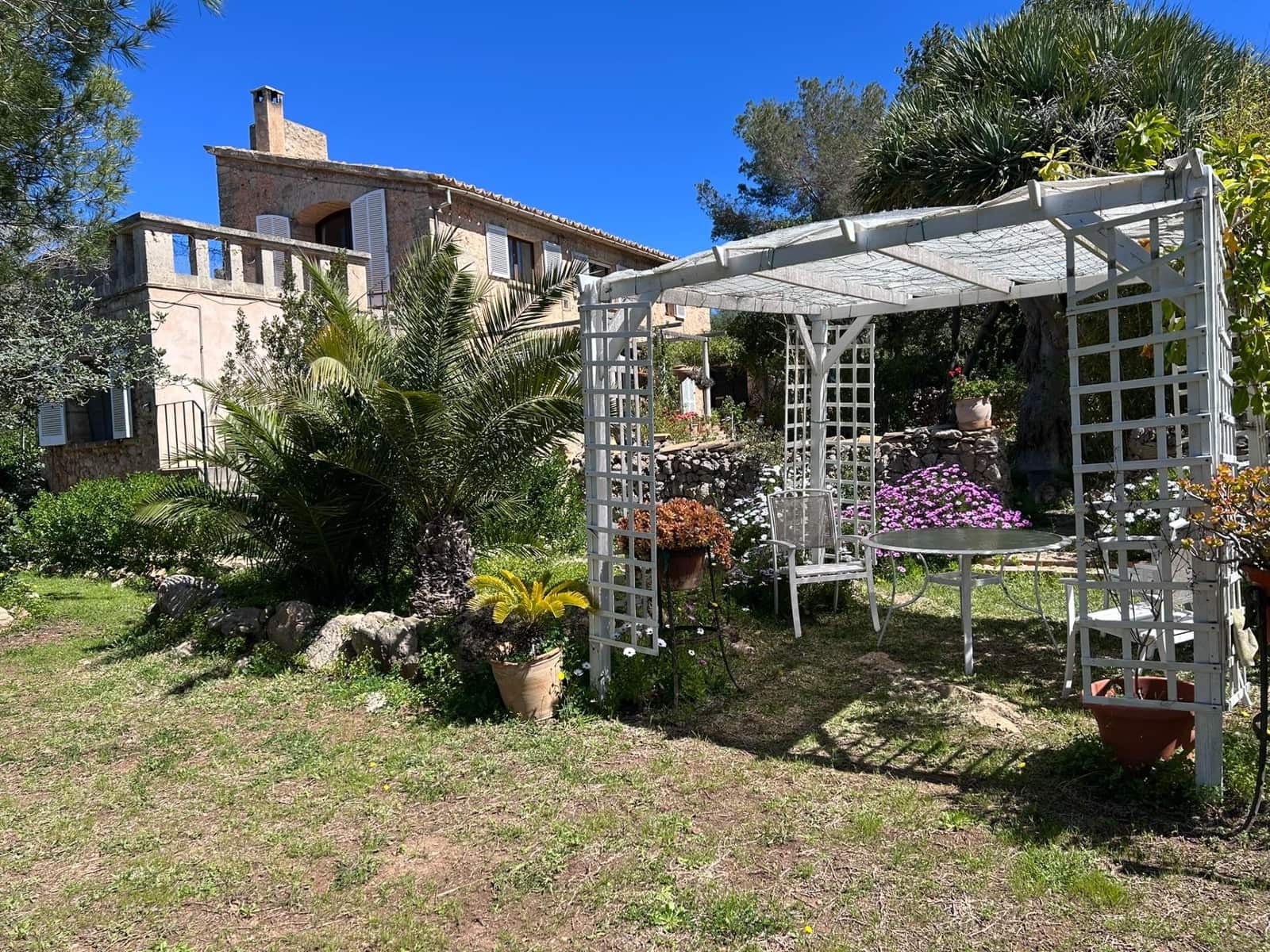 4 soveværelse Finca/Landehus til salg i Portol med garage - € 1.300.000 (Ref: 9021078)