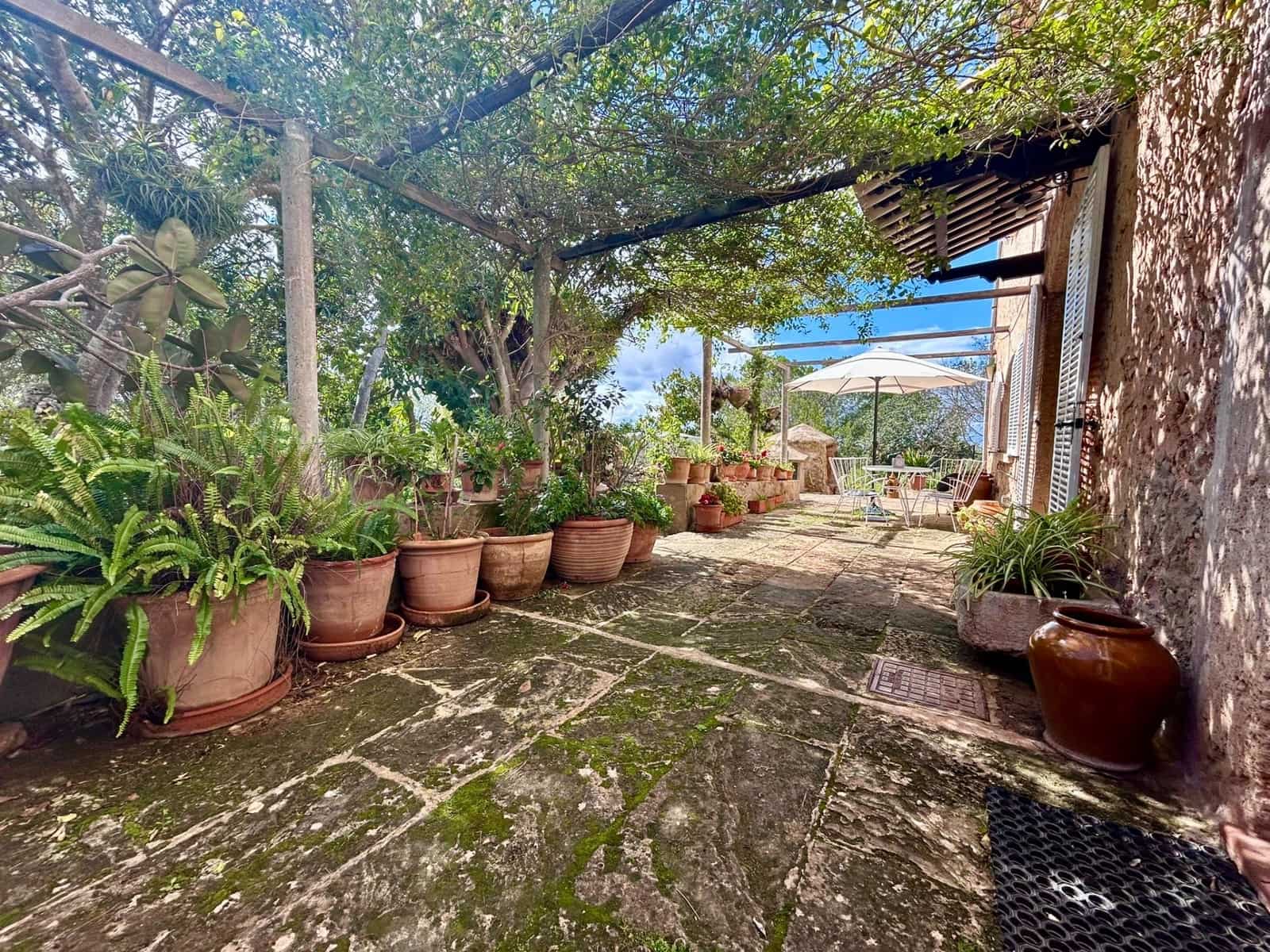 4 soveværelse Finca/Landehus til salg i Portol med garage - € 1.300.000 (Ref: 9021078)