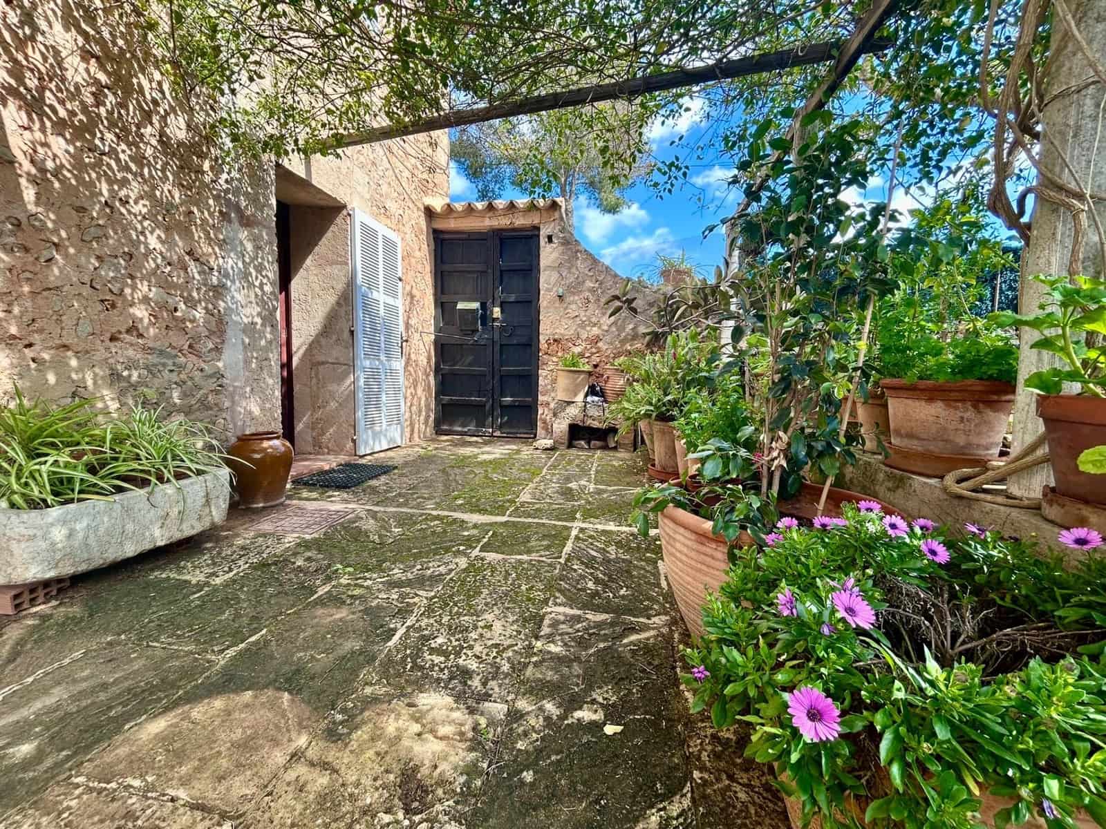 4 soveværelse Finca/Landehus til salg i Portol med garage - € 1.300.000 (Ref: 9021078)