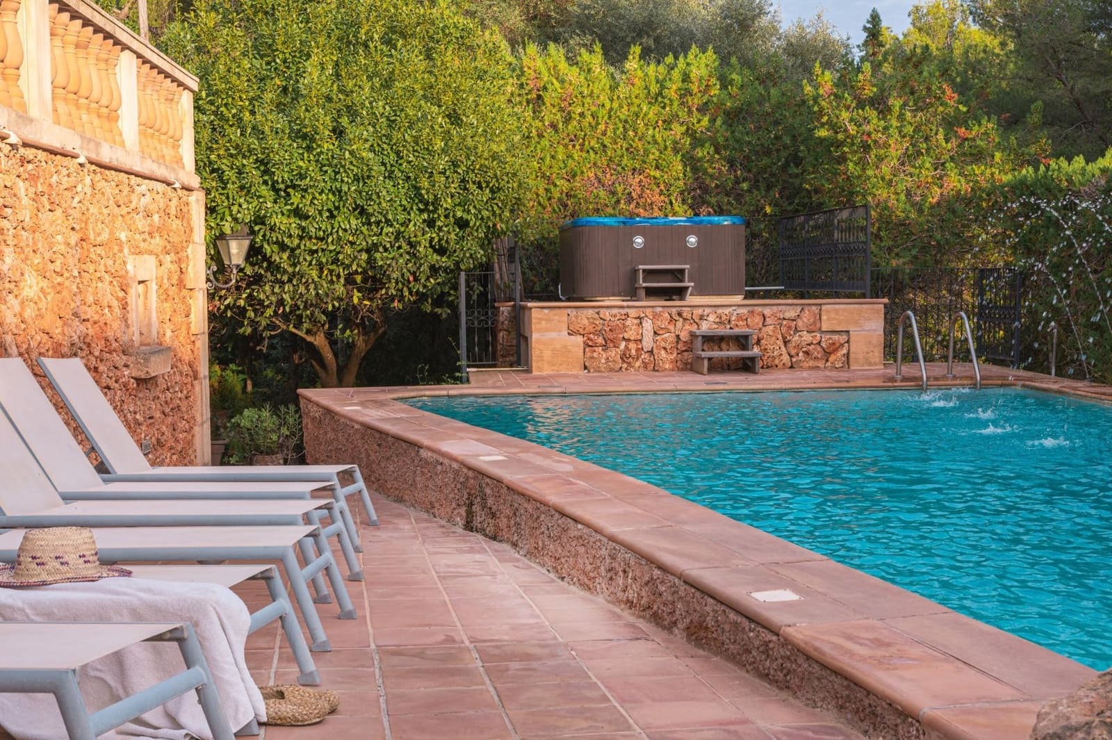 5 quarto Moradia para arrendar em Costa de los Pinos com piscina garagem - 6 000 € (Ref: 9059451)