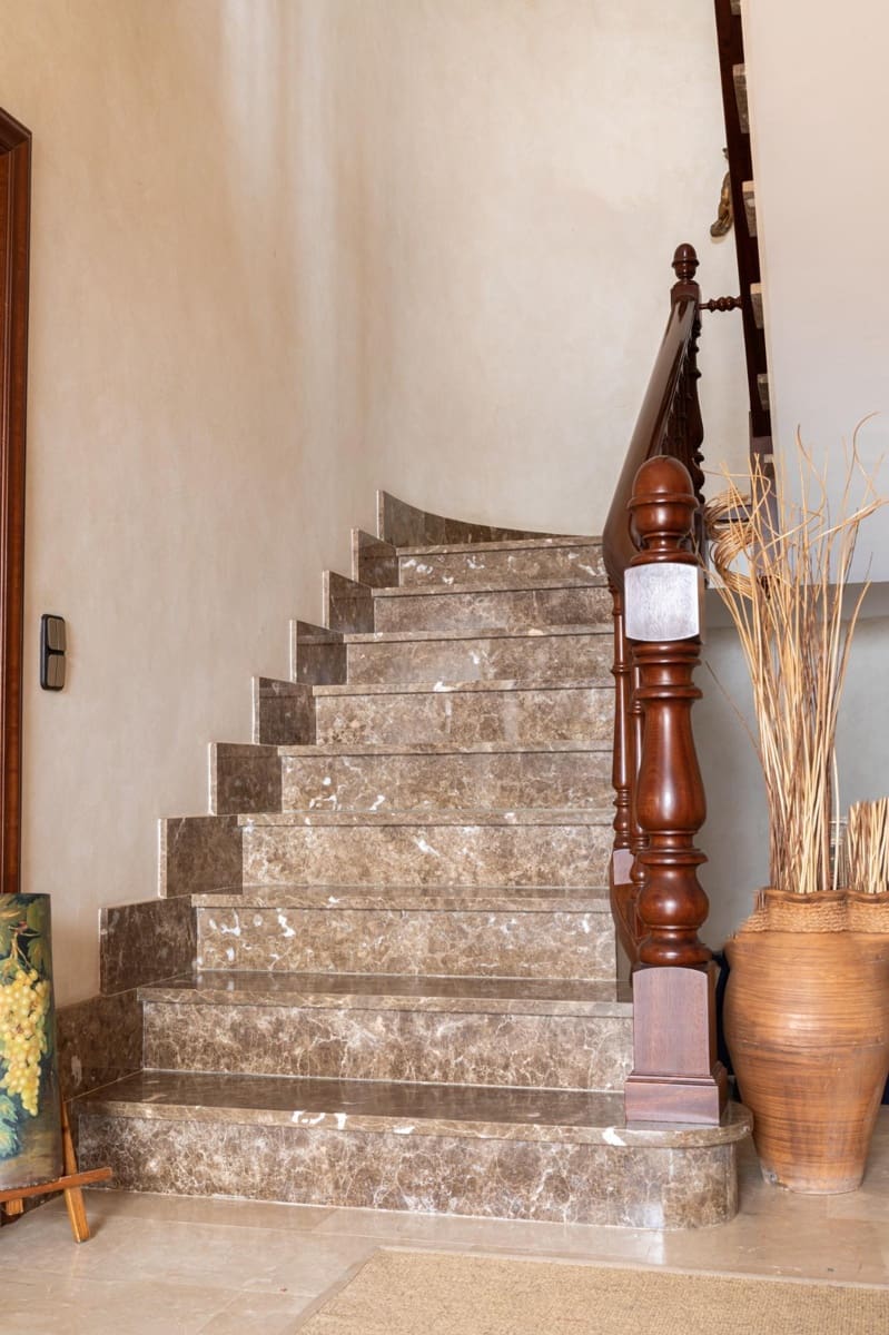 4 bedroom Villa for sale in Manacor with pool garage - € 1,950,000 (Ref: 9059455)