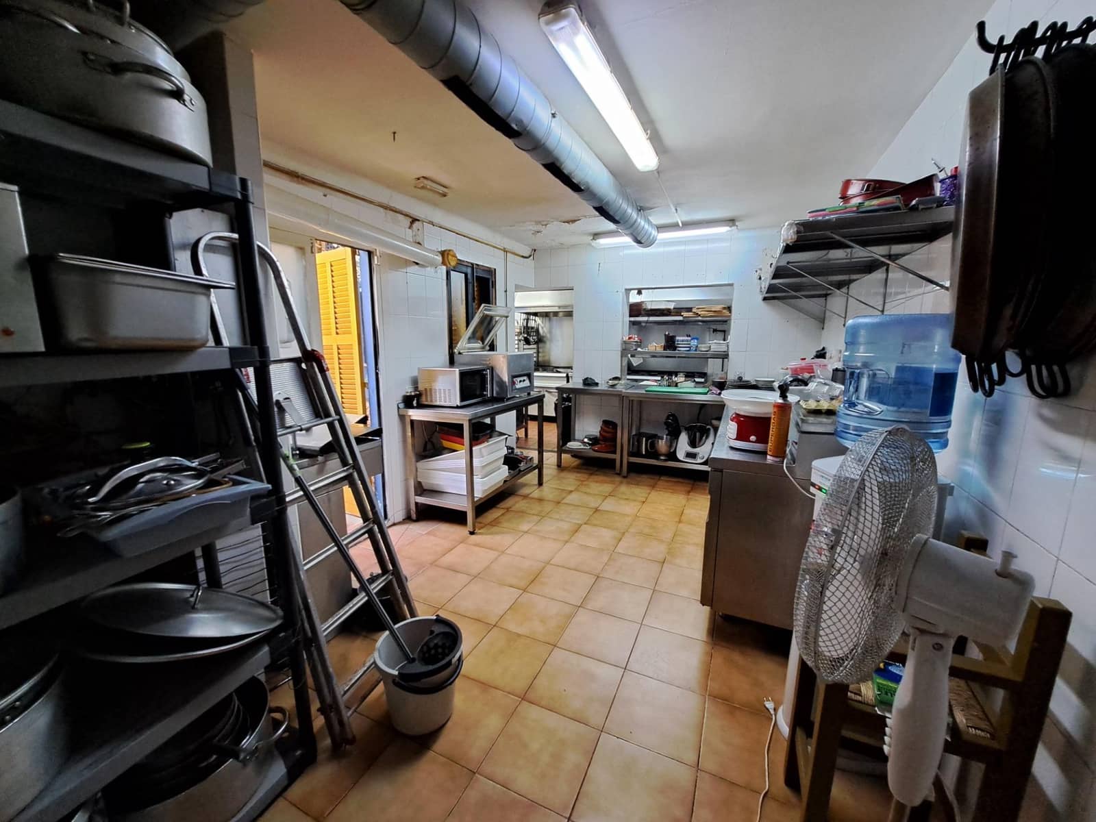 Commercial for sale in Santa Maria del Cami - € 115,000 (Ref: 9078041)