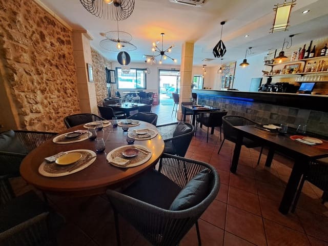 Commercieel te koop in Santa María del Camí - € 115.000 (Ref: 9078041)