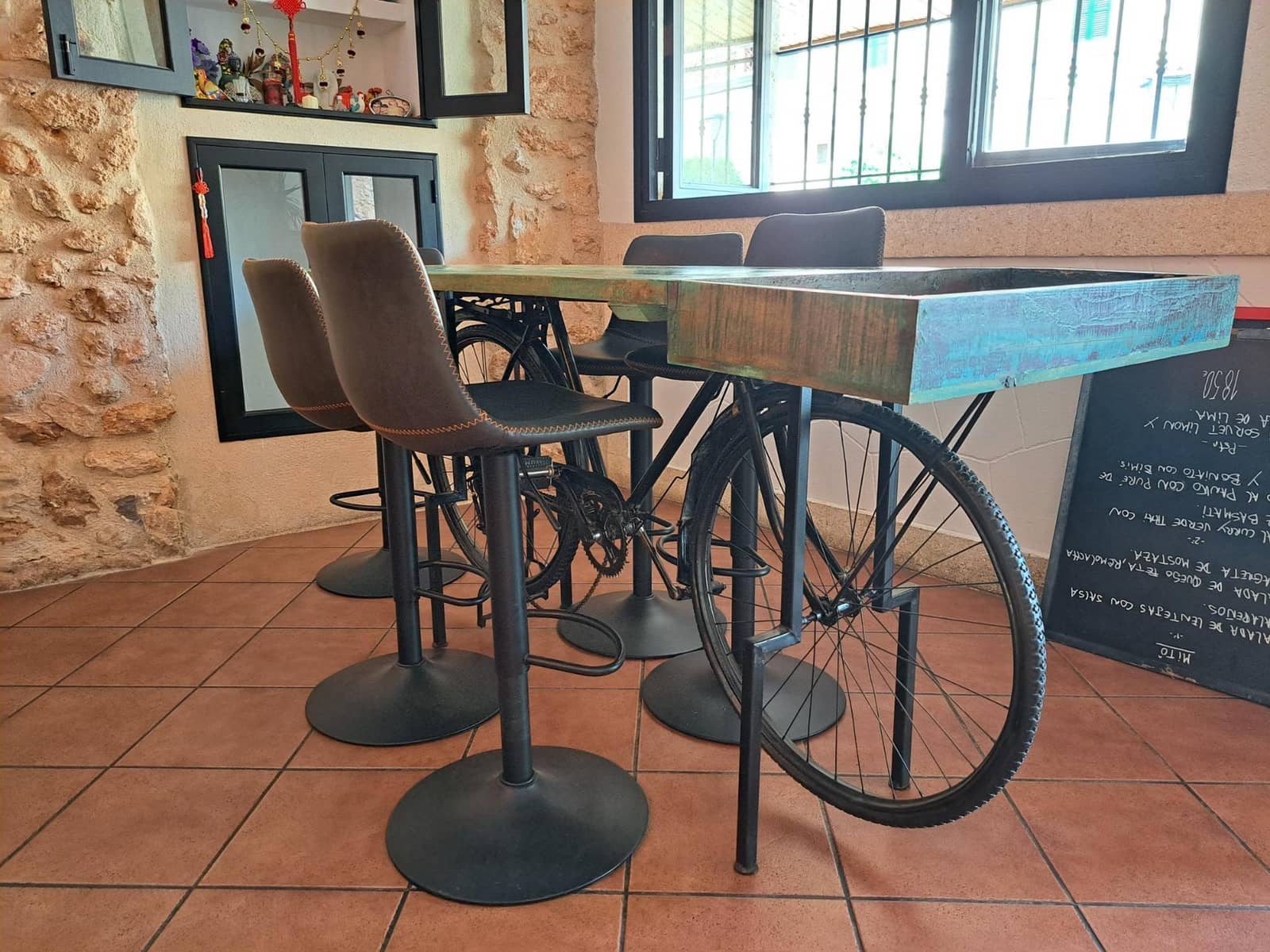 Commercial for sale in Santa Maria del Cami - € 115,000 (Ref: 9078041)