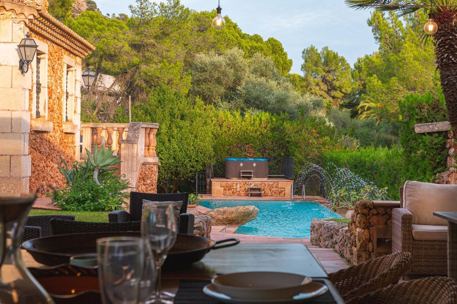 6 soveværelse Villa til leje i Costa de los Pinos med swimmingpool garage - € 6.000 (Ref: 9078042)