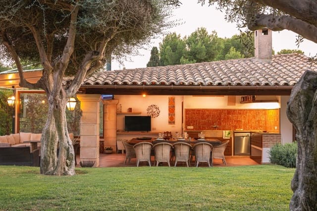 5 soveværelse Villa til salg i Costa de los Pinos, Son Servera med swimmingpool garage - € 2.400.000 (Ref: 9078042)