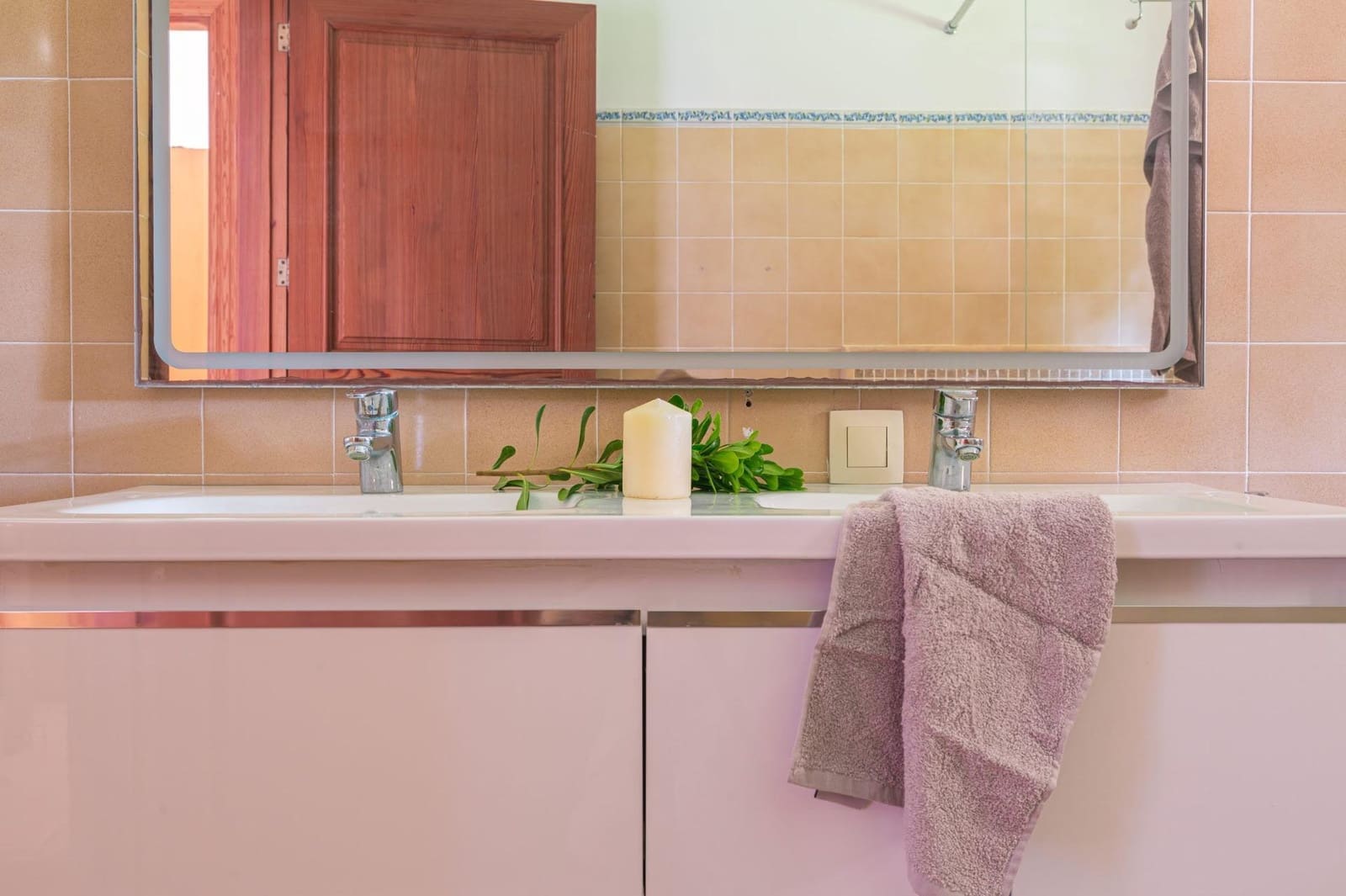 5 soveværelse Villa til salg i Costa de los Pinos med swimmingpool garage - € 2.400.000 (Ref: 9078042)