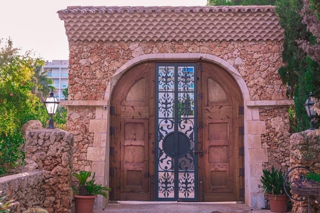 5 soverom Villa til salgs i Costa de los Pinos, Son Servera med svømmebasseng garasje - € 2 400 000 (Ref: 9078042)