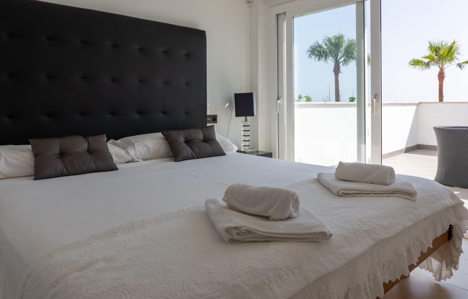 5 soverom Villa til salgs i Alayor / Alaior med garasje - € 1 800 000 (Ref: 9081535)