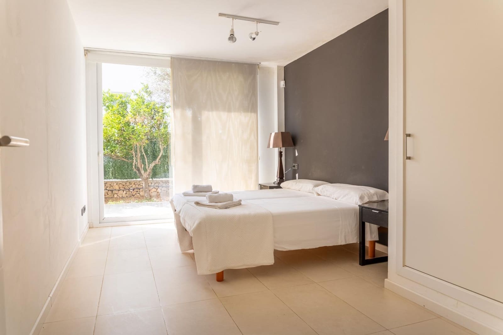 5 soverom Villa til salgs i Alayor / Alaior med garasje - € 1 800 000 (Ref: 9081535)