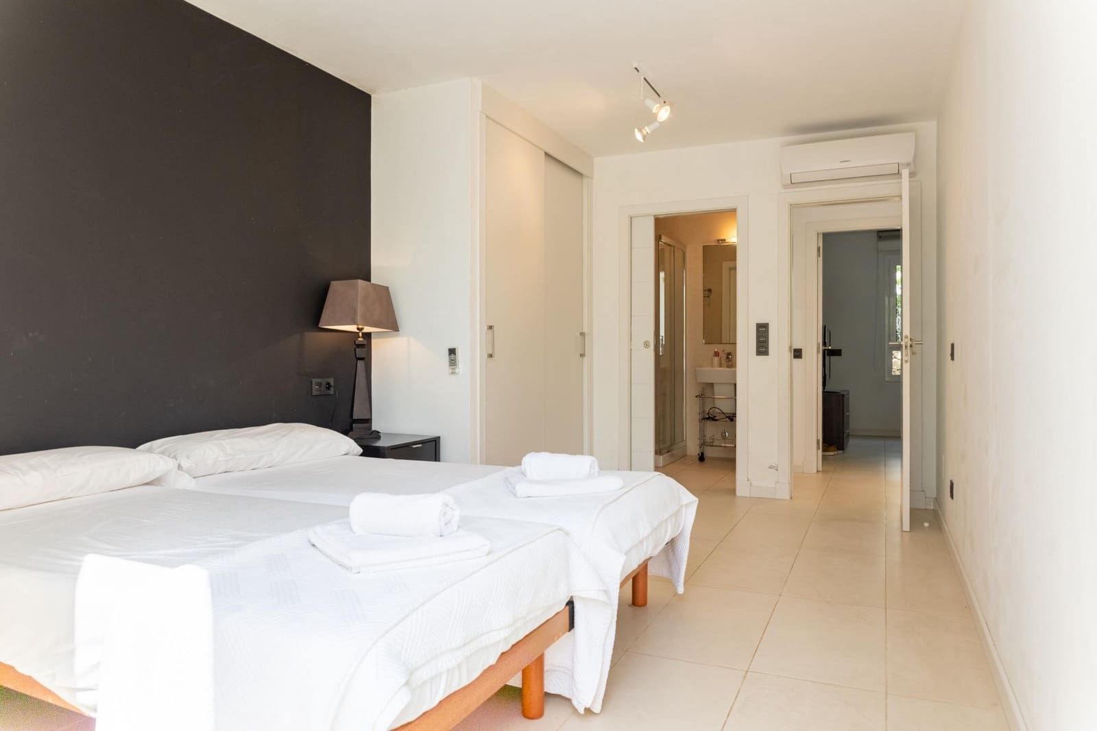 5 soverom Villa til salgs i Alayor / Alaior med garasje - € 1 800 000 (Ref: 9081535)