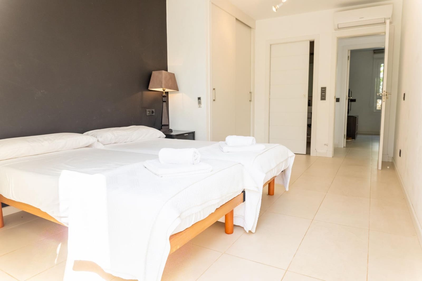 5 soverom Villa til salgs i Alayor / Alaior med garasje - € 1 800 000 (Ref: 9081535)