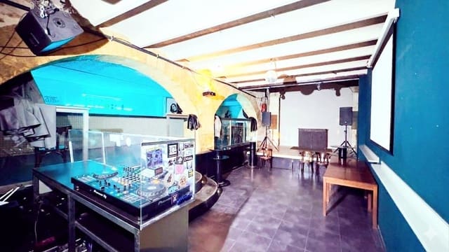 Kommersiell til salgs i Algaida - € 64 800 (Ref: 9089864)