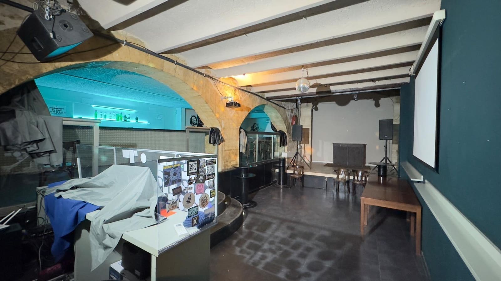 Commercial for sale in Algaida - € 64,800 (Ref: 9089864)