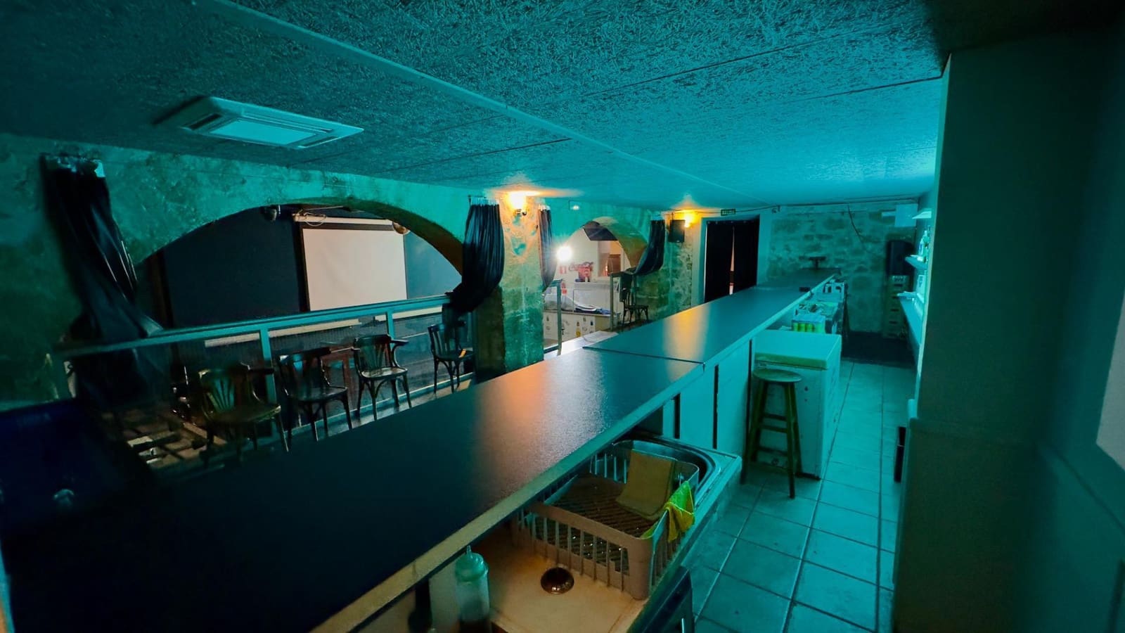 Commercial for sale in Algaida - € 64,800 (Ref: 9089864)