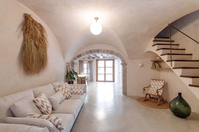 3 quarto Moradia em Banda para venda em Alaró com piscina - 750 000 € (Ref: 9099189)