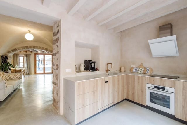 3 quarto Moradia em Banda para venda em Alaró com piscina - 750 000 € (Ref: 9099189)