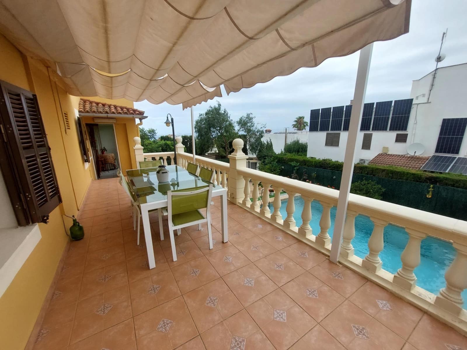 5 bedroom Villa for sale in Badia Blava with pool garage - € 950,000 (Ref: 9112422)