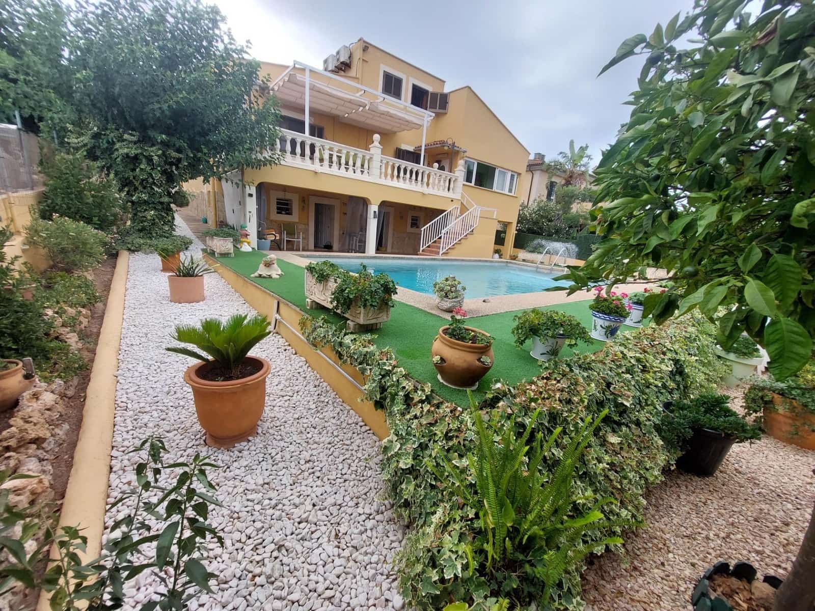 5 bedroom Villa for sale in Badia Blava with pool garage - € 950,000 (Ref: 9112422)