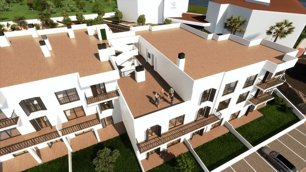 2 soveværelse Lejlighed til salg i Cala Bona med garage - € 340.000 (Ref: 9128328)